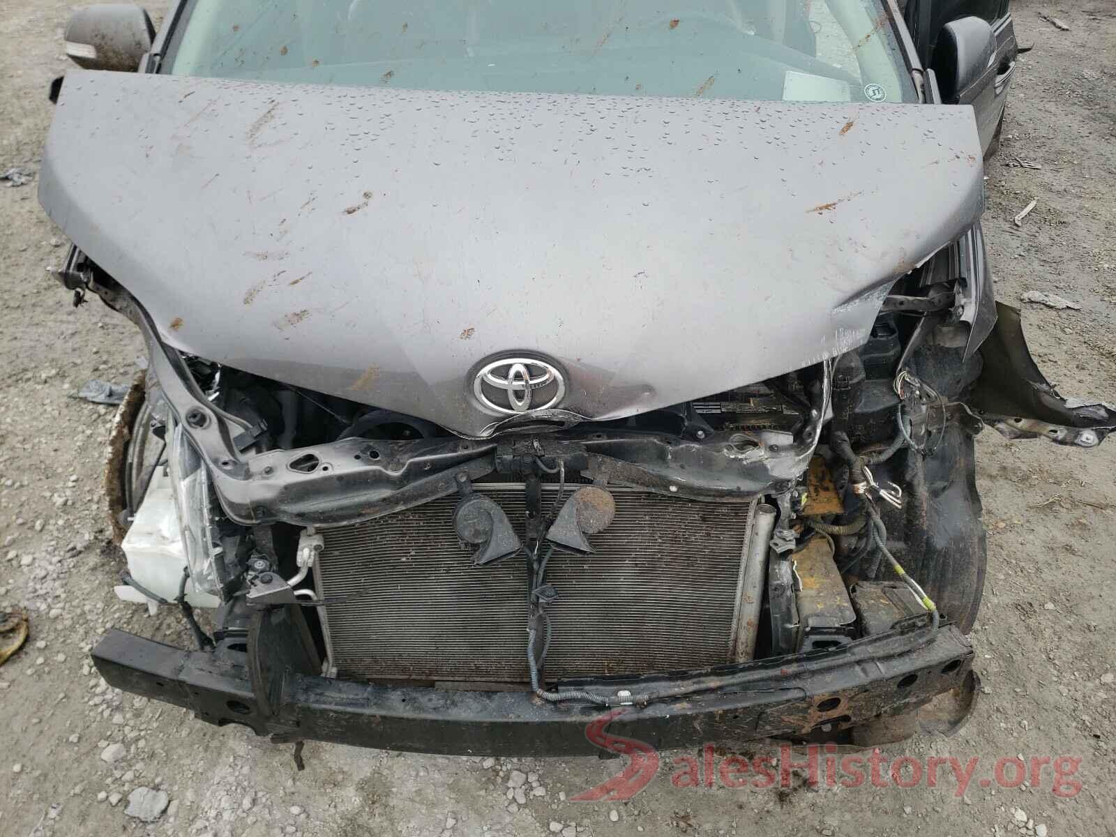 5TDYZ3DC1HS788519 2017 TOYOTA SIENNA