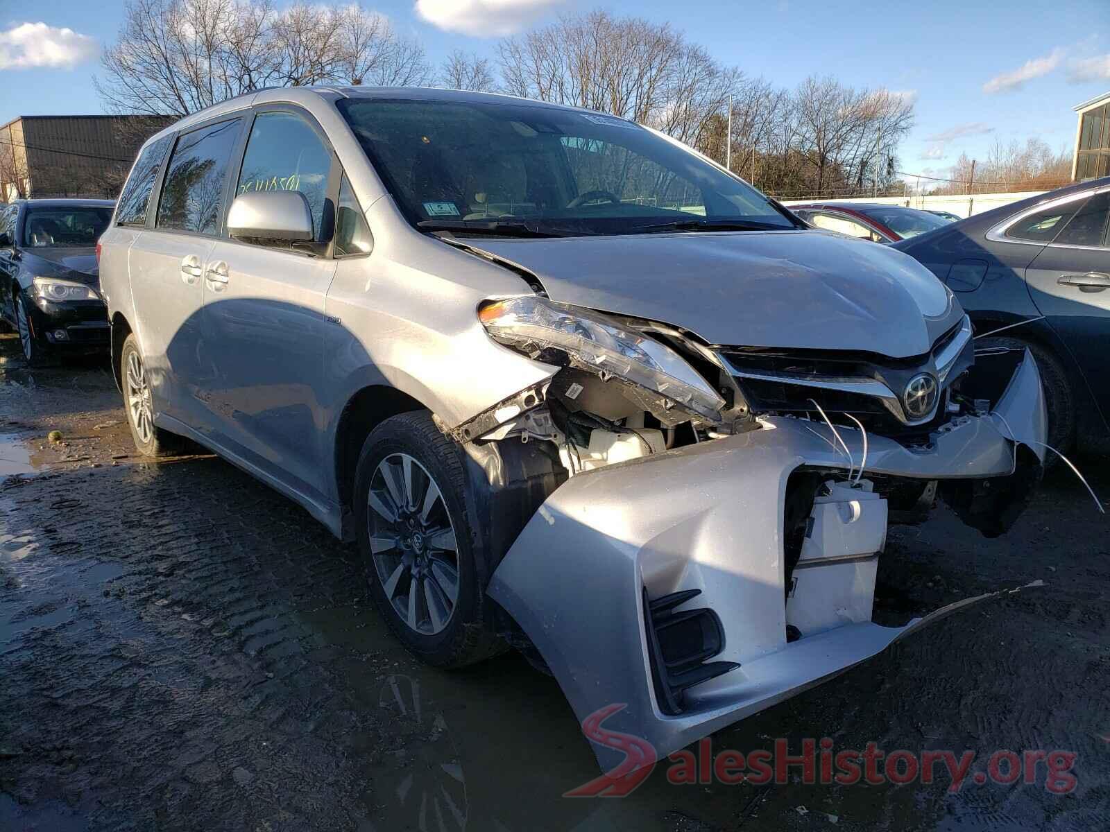 5TDJZ3DC0JS197234 2018 TOYOTA SIENNA