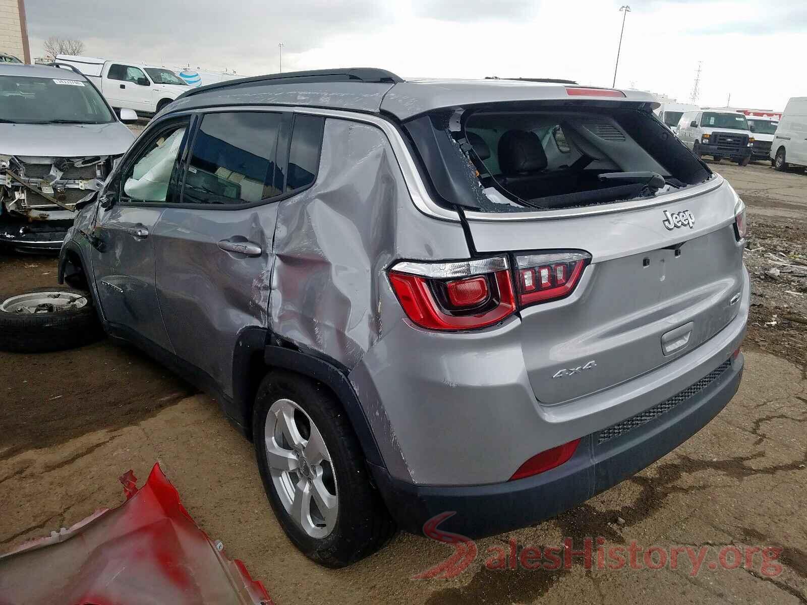 3C4NJDBB0JT418877 2018 JEEP COMPASS