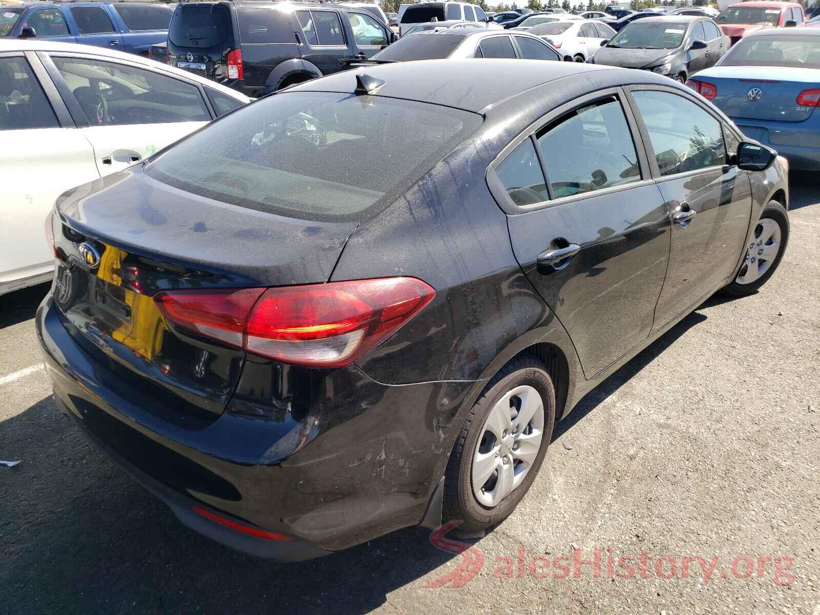 3KPFK4A75HE140765 2017 KIA FORTE