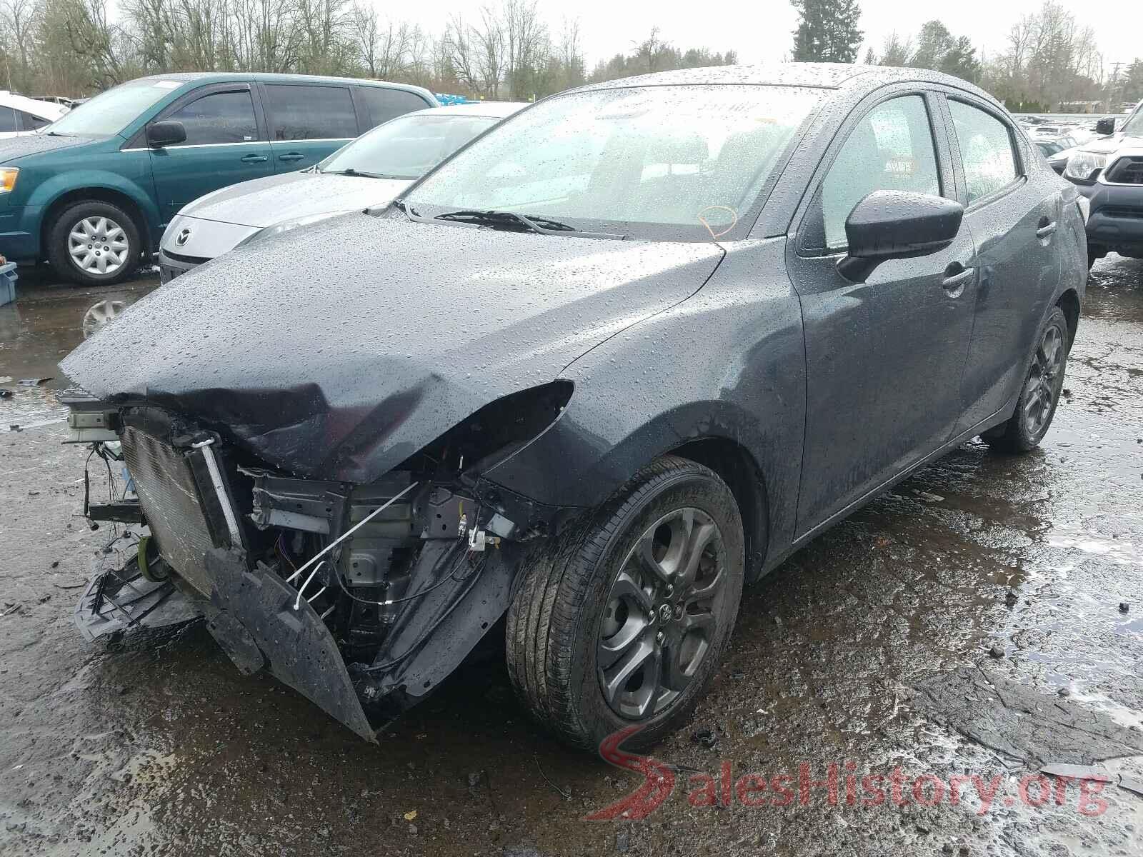 3MYDLBYV8KY524284 2019 TOYOTA YARIS