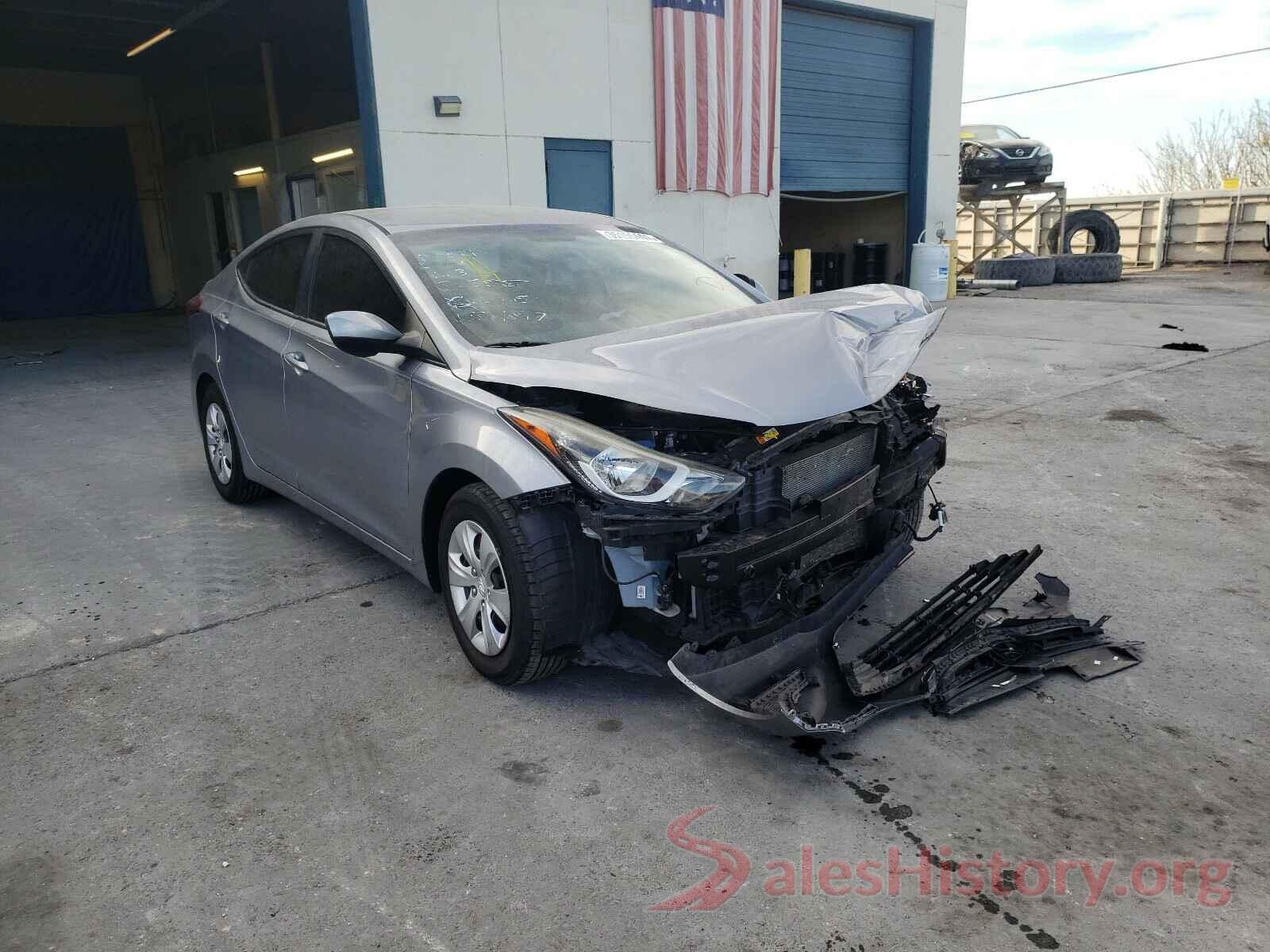 5NPDH4AE8GH751047 2016 HYUNDAI ELANTRA