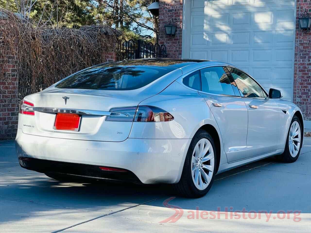 5YJSA1E18HF209965 2017 TESLA MODEL S