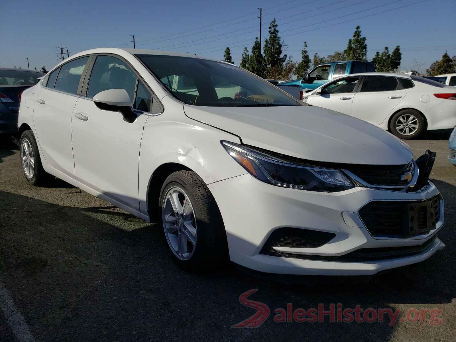 1G1BE5SM3J7209256 2018 CHEVROLET CRUZE