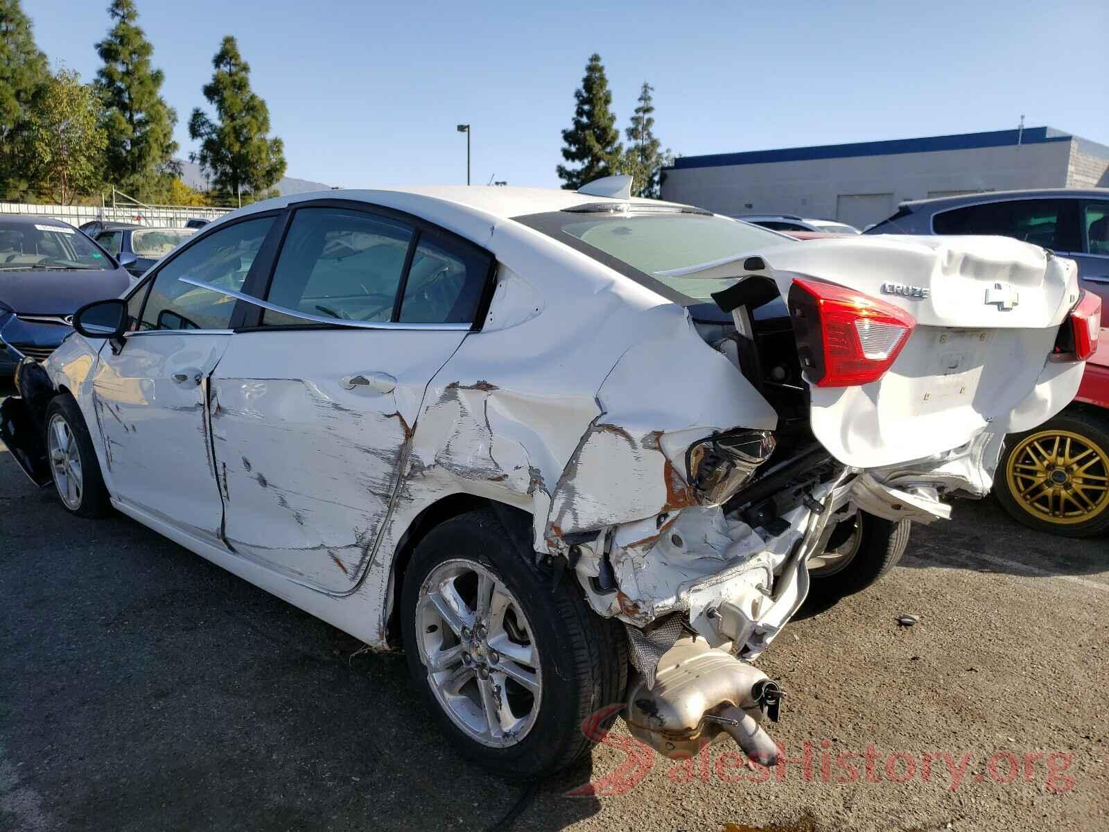 1G1BE5SM3J7209256 2018 CHEVROLET CRUZE