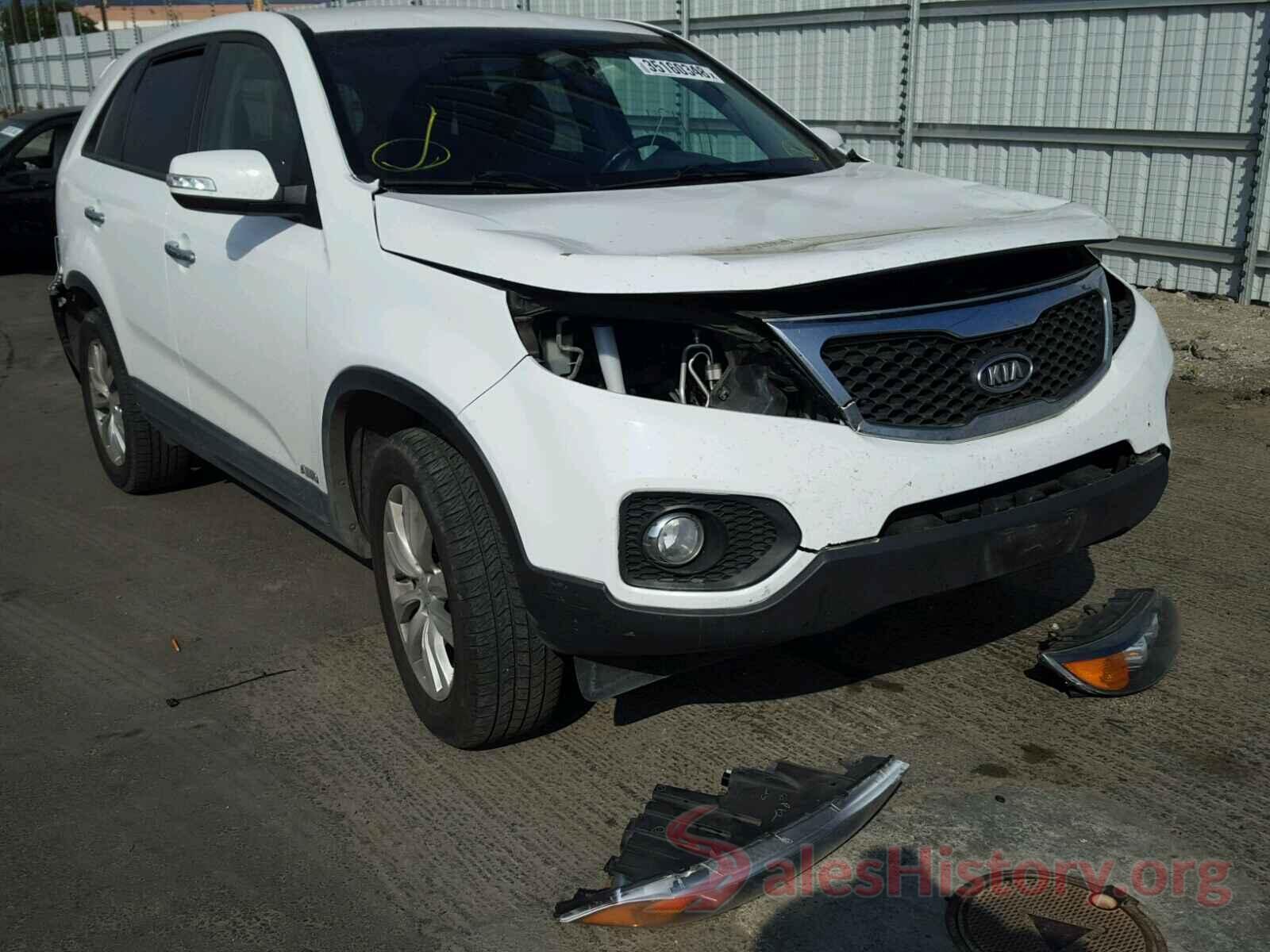 5XYKUDA2XBG003358 2011 KIA SORENTO