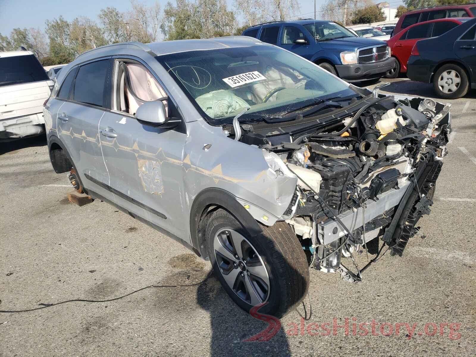 KNDCB3LC5K5243579 2019 KIA NIRO