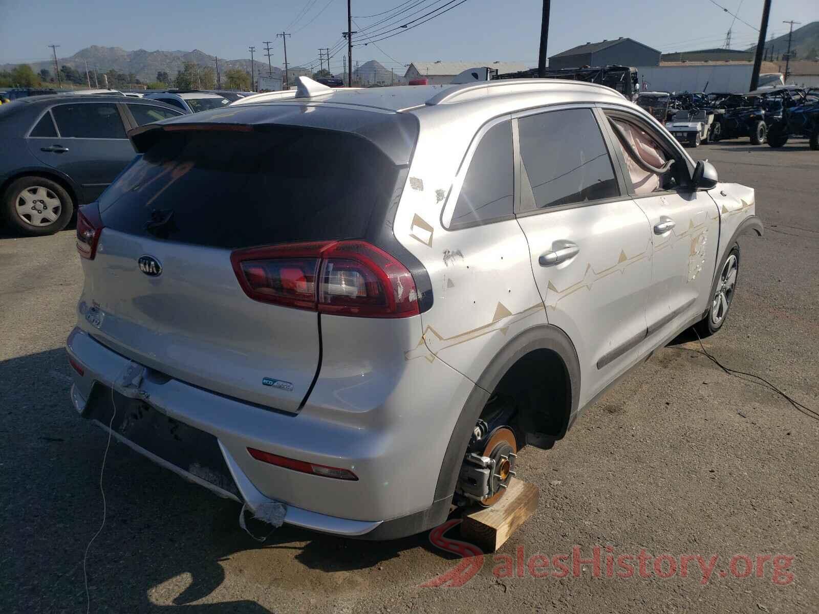 KNDCB3LC5K5243579 2019 KIA NIRO