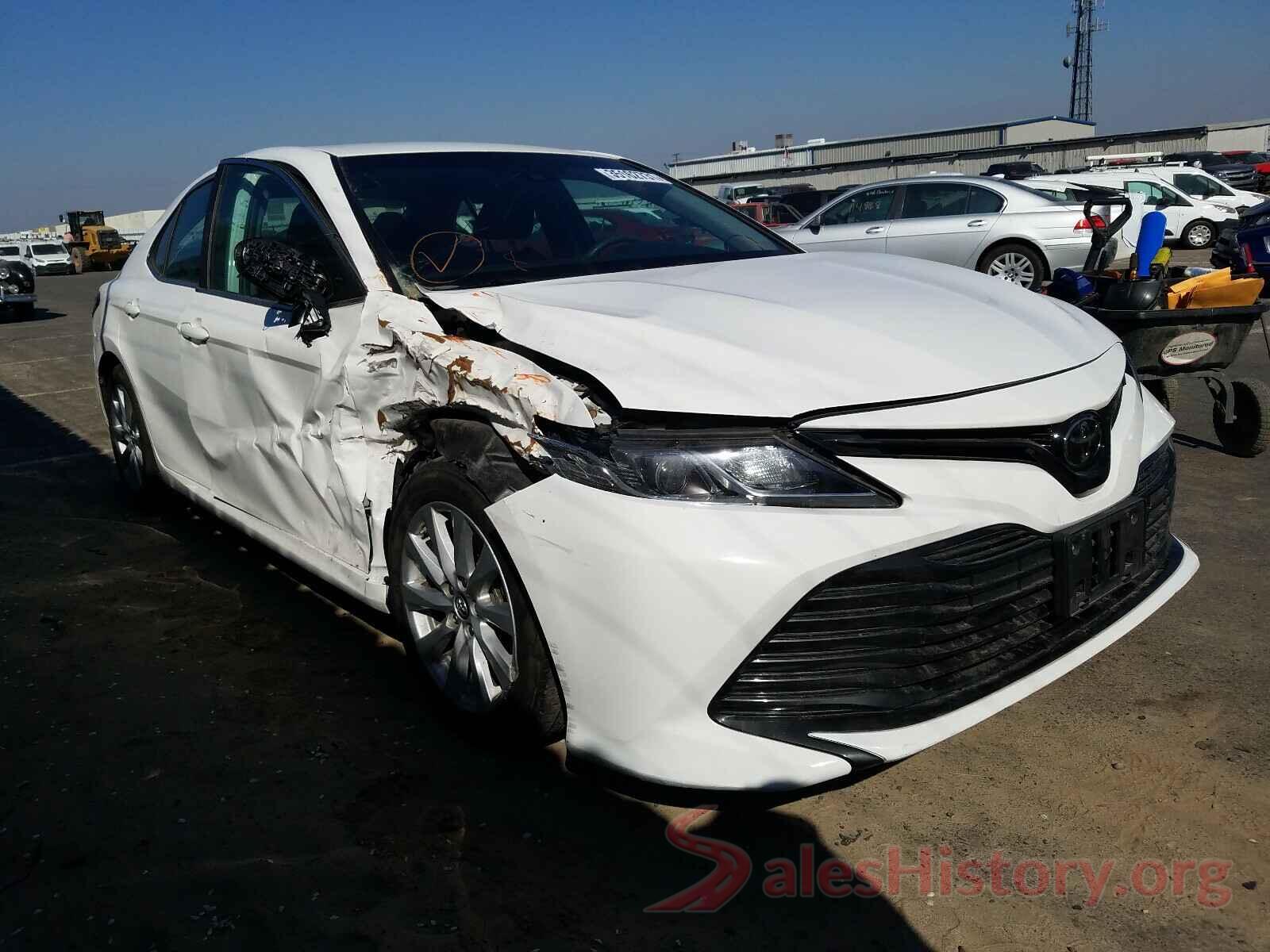 4T1B11HK7JU075110 2018 TOYOTA CAMRY