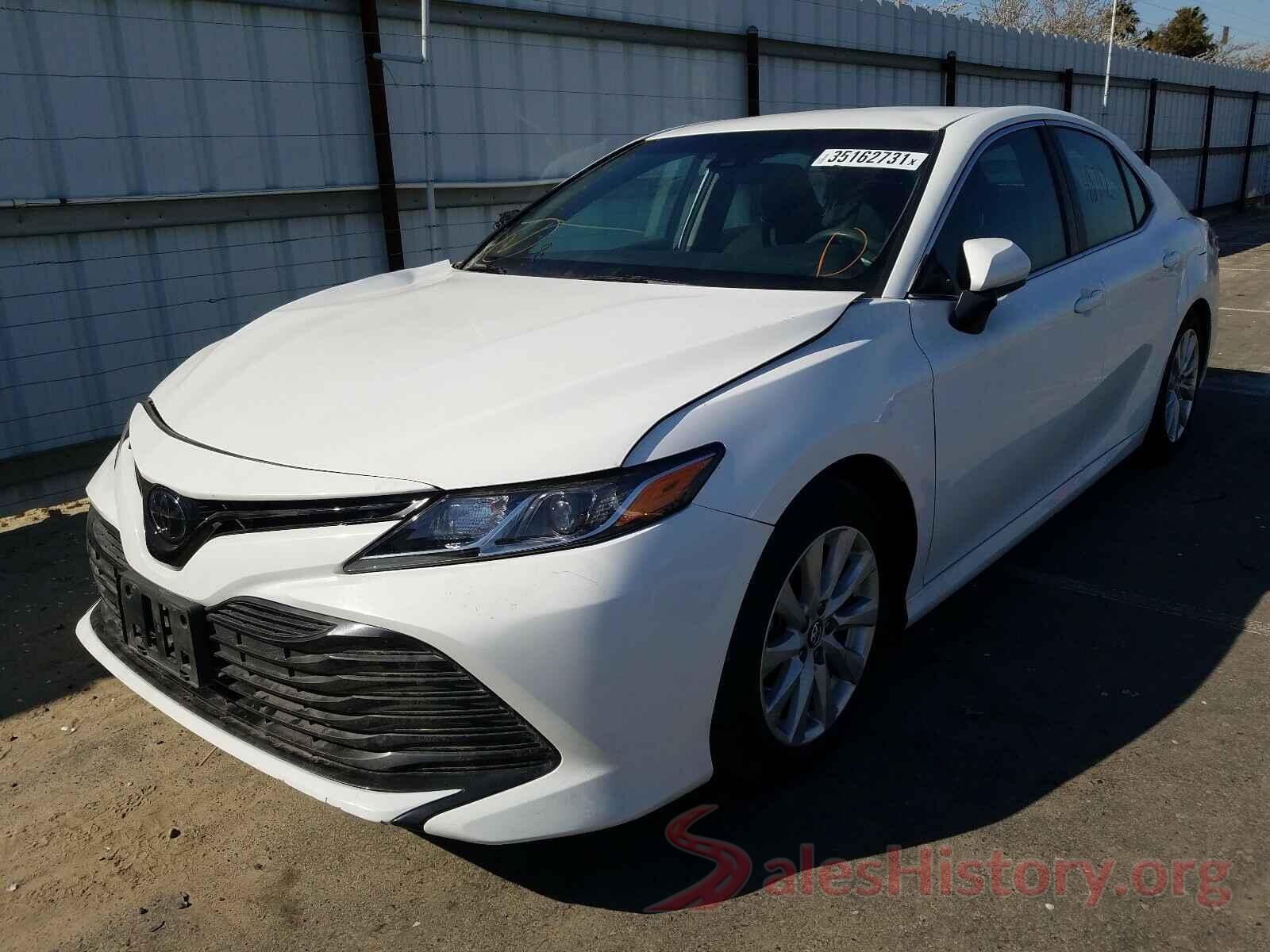 4T1B11HK7JU075110 2018 TOYOTA CAMRY