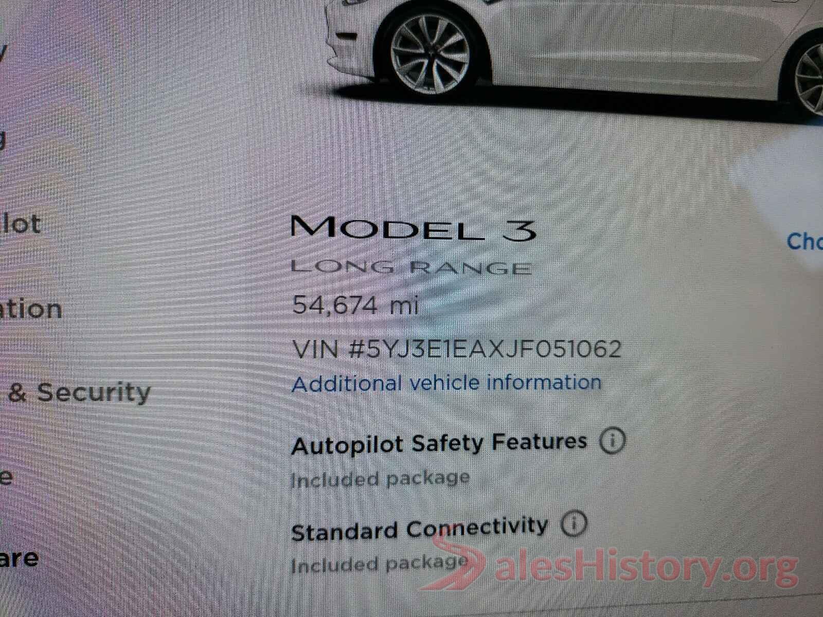 5YJ3E1EAXJF051062 2018 TESLA MODEL 3