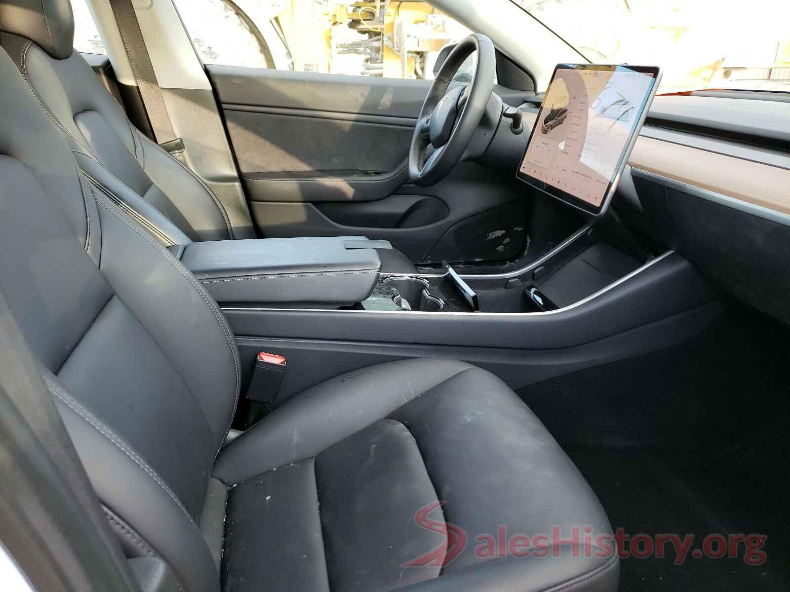 5YJ3E1EAXJF051062 2018 TESLA MODEL 3