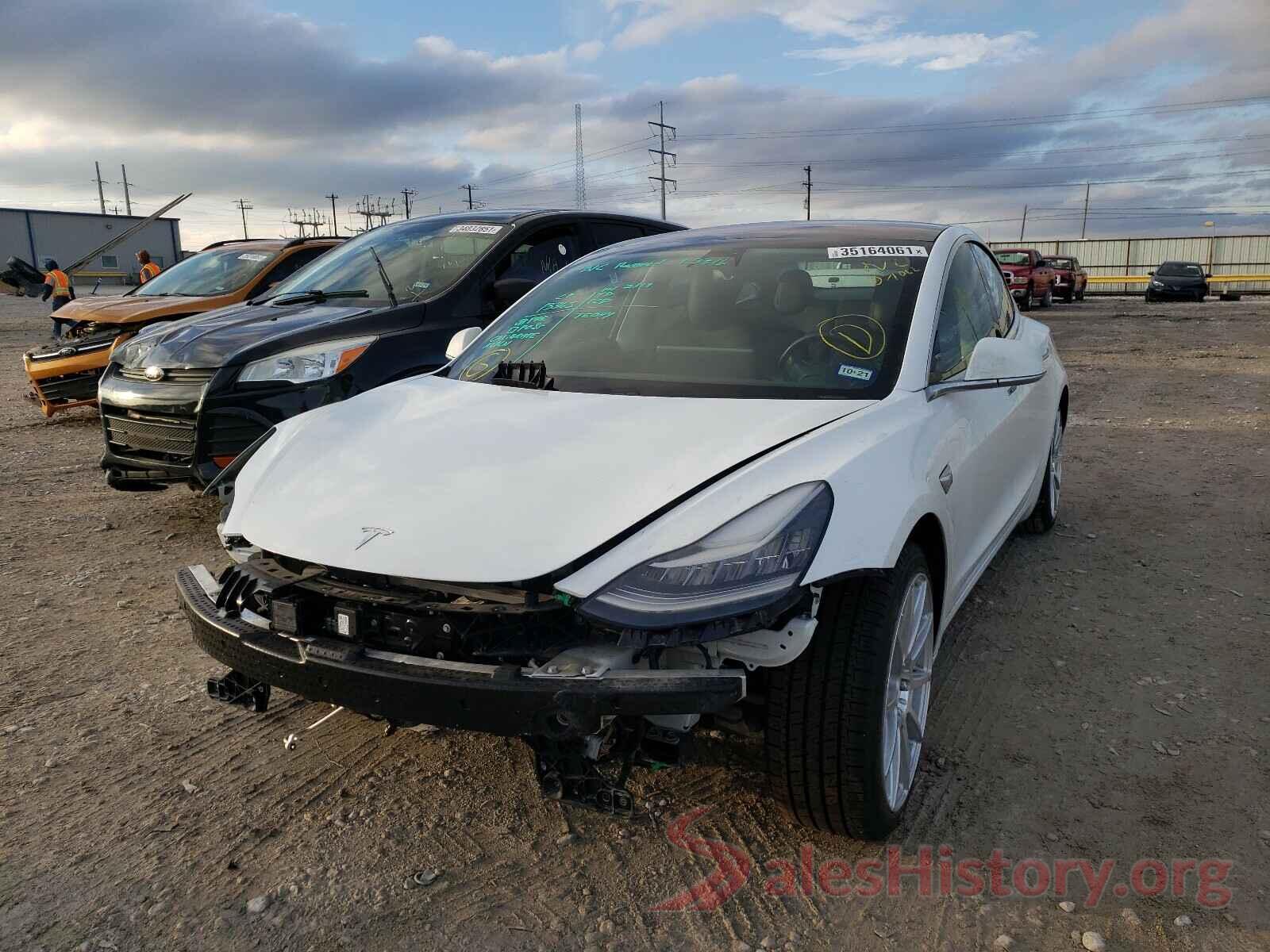 5YJ3E1EAXJF051062 2018 TESLA MODEL 3