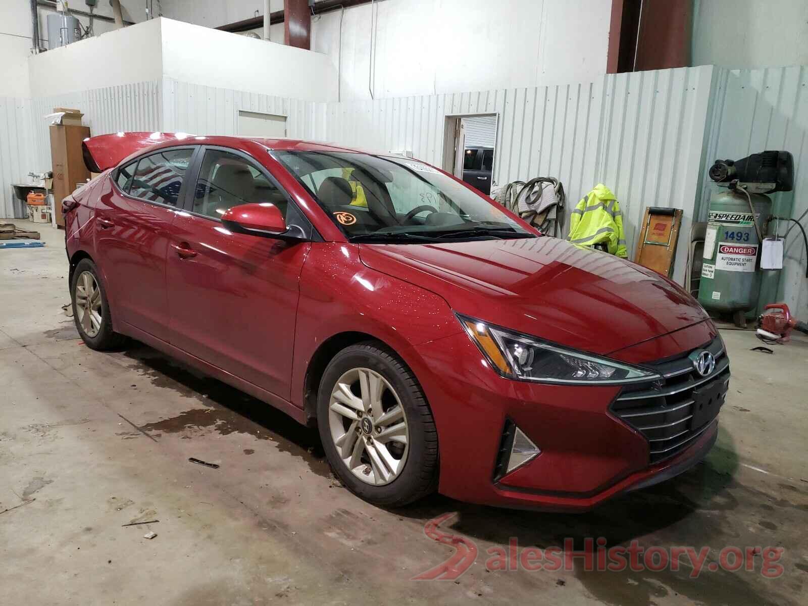 5NPD84LF0KH477499 2019 HYUNDAI ELANTRA