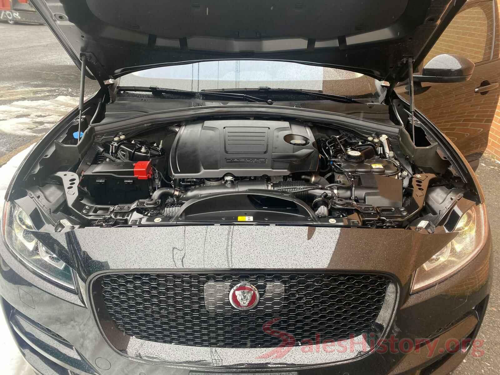 SADCJ2FX2KA357059 2019 JAGUAR F-PACE