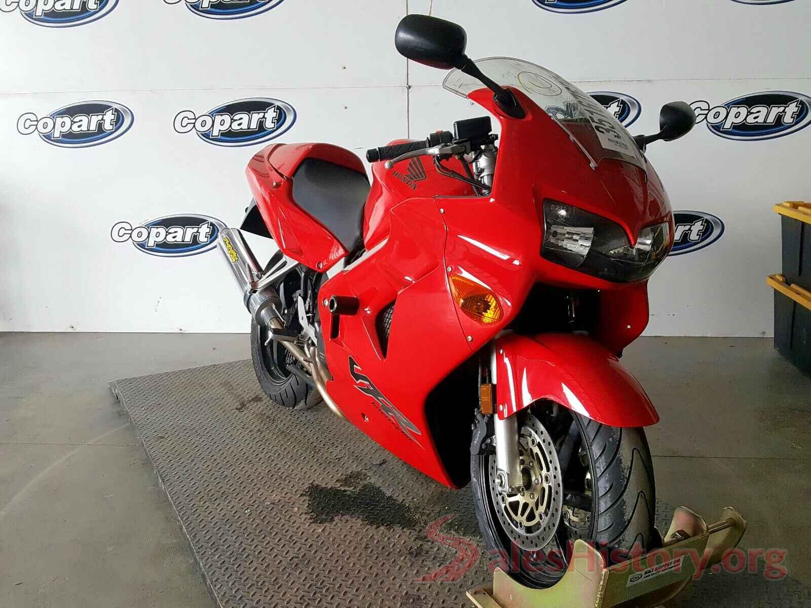 JH2RC46131M300137 2001 HONDA VFR CYCLE