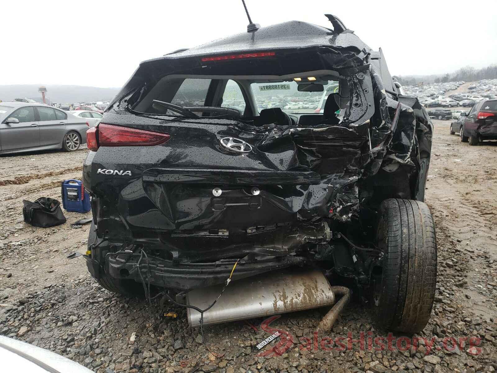 KM8K22AA3JU144945 2018 HYUNDAI KONA