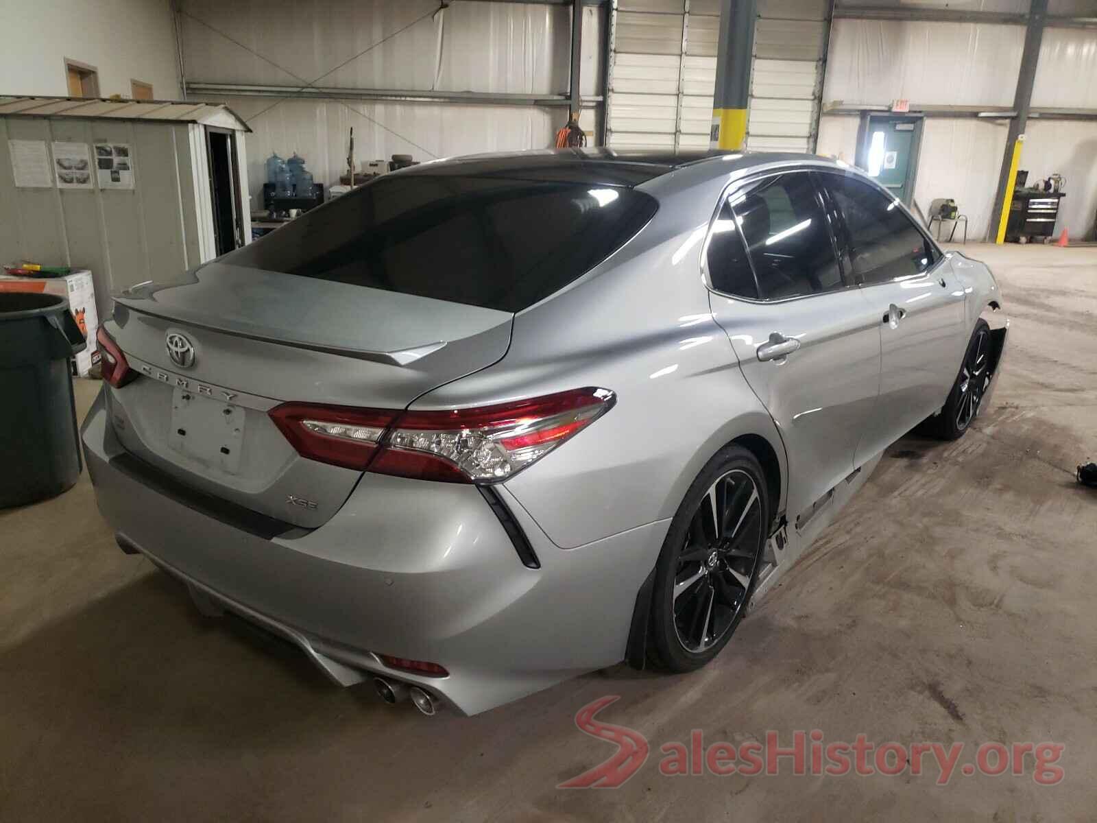 4T1B61HK1JU128255 2018 TOYOTA CAMRY