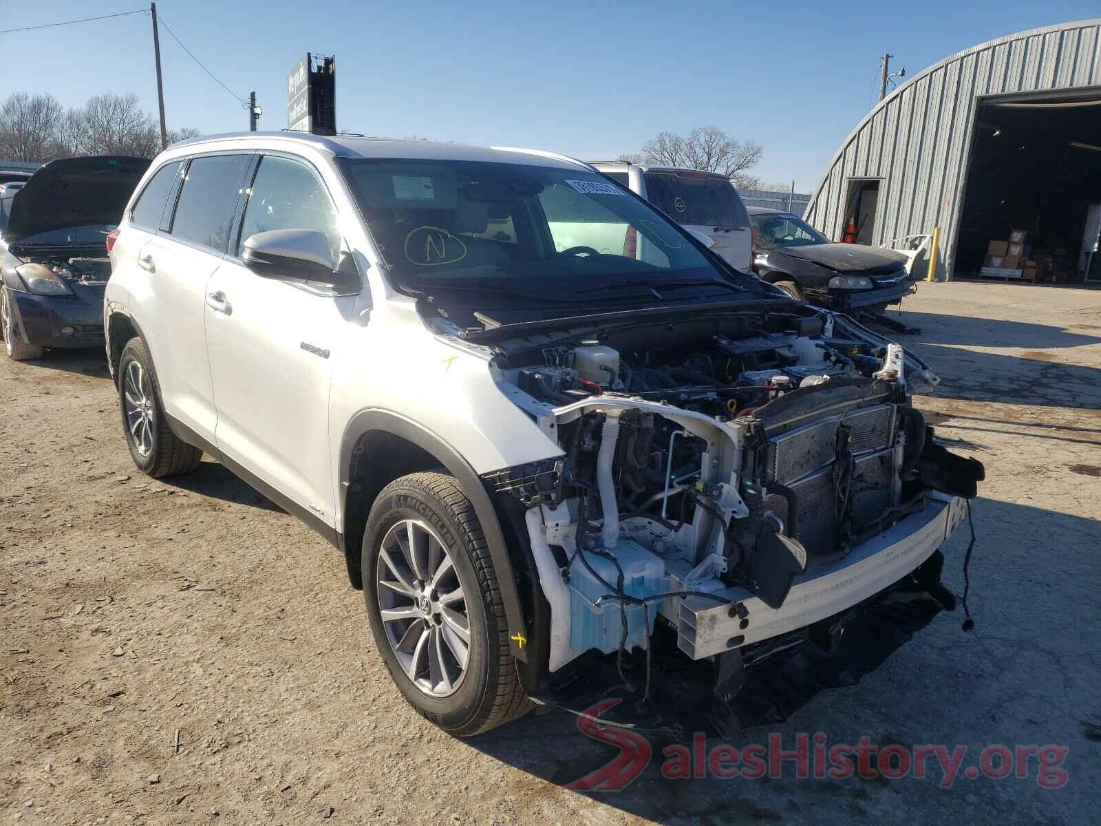 5TDJGRFH4KS063426 2019 TOYOTA HIGHLANDER