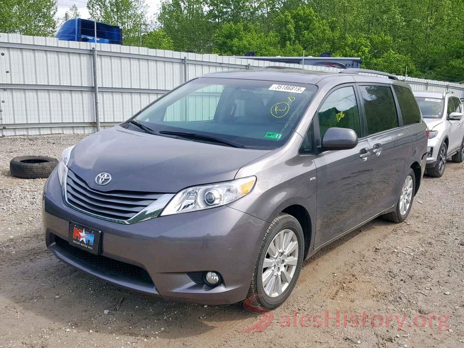 5TDDZ3DC5HS187984 2017 TOYOTA SIENNA XLE