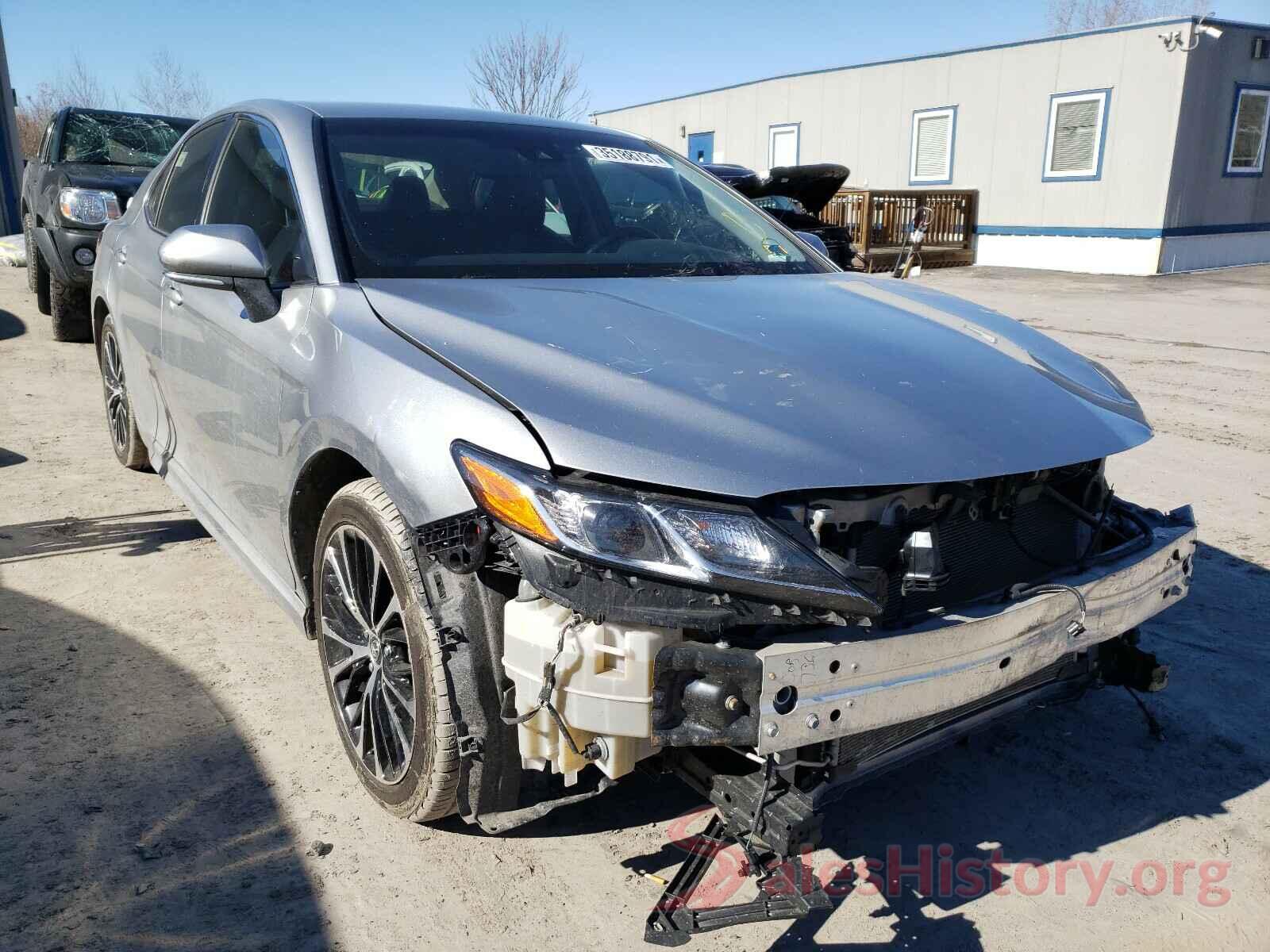 JTNB11HK7J3047314 2018 TOYOTA CAMRY