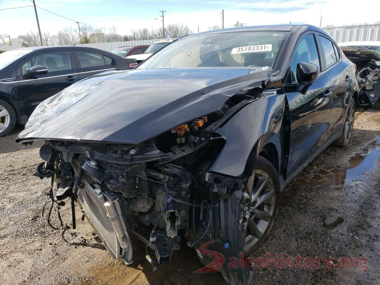 3MZBN1V39JM212569 2018 MAZDA 3