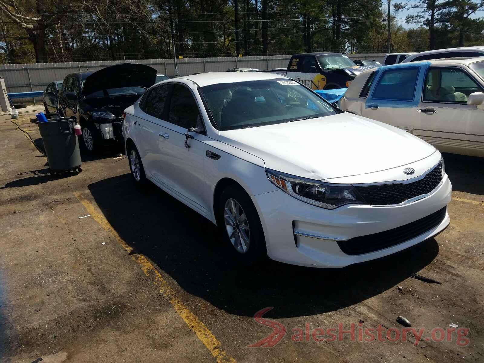 5XXGT4L3XJG193065 2018 KIA OPTIMA