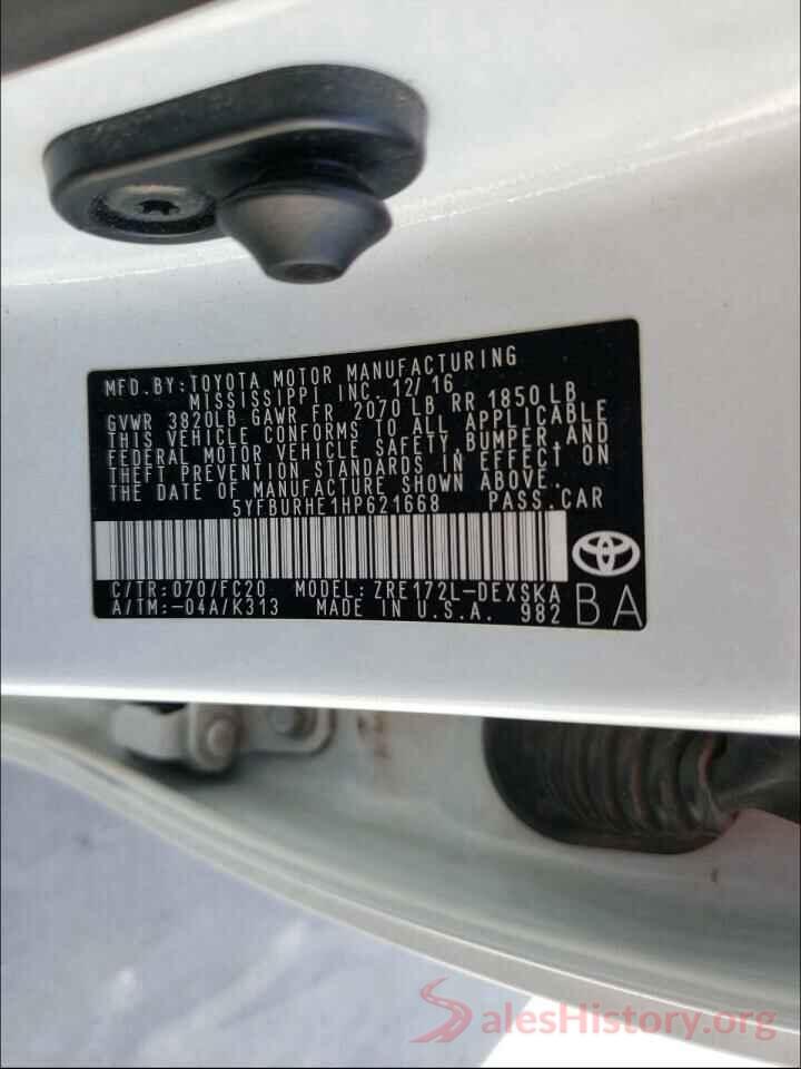 5YFBURHE1HP621668 2017 TOYOTA COROLLA