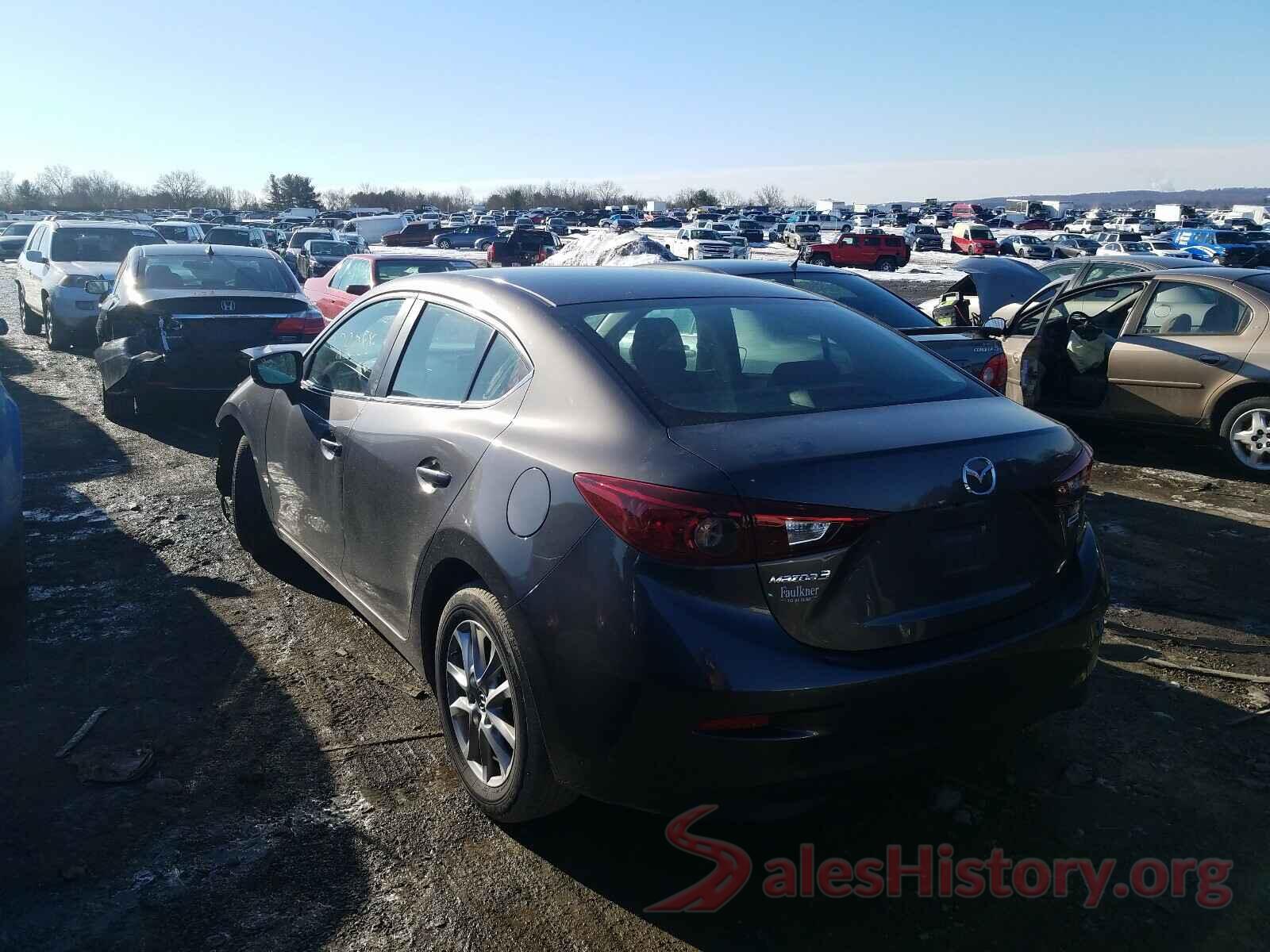 3MZBN1U79HM132901 2017 MAZDA 3