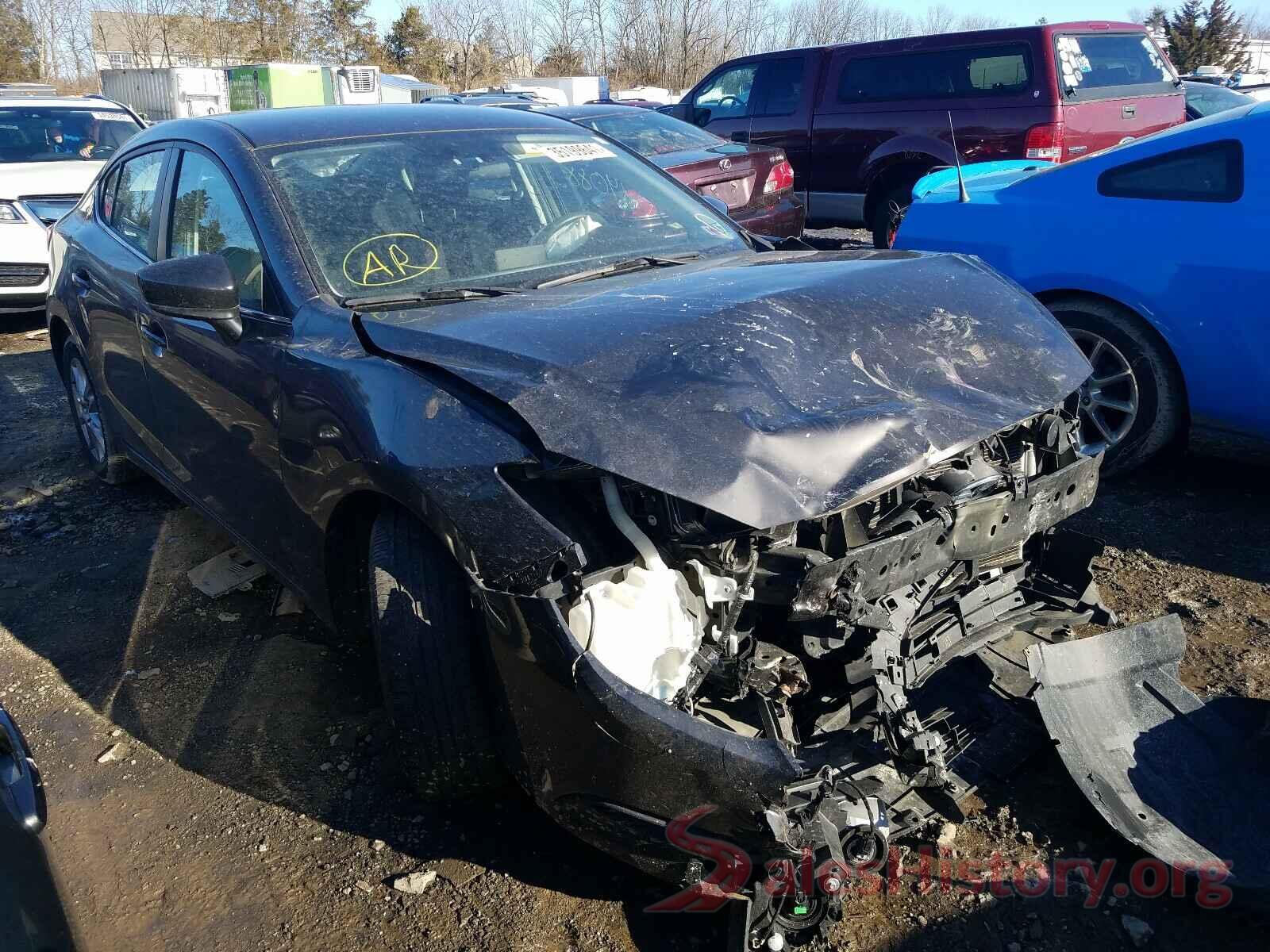 3MZBN1U79HM132901 2017 MAZDA 3