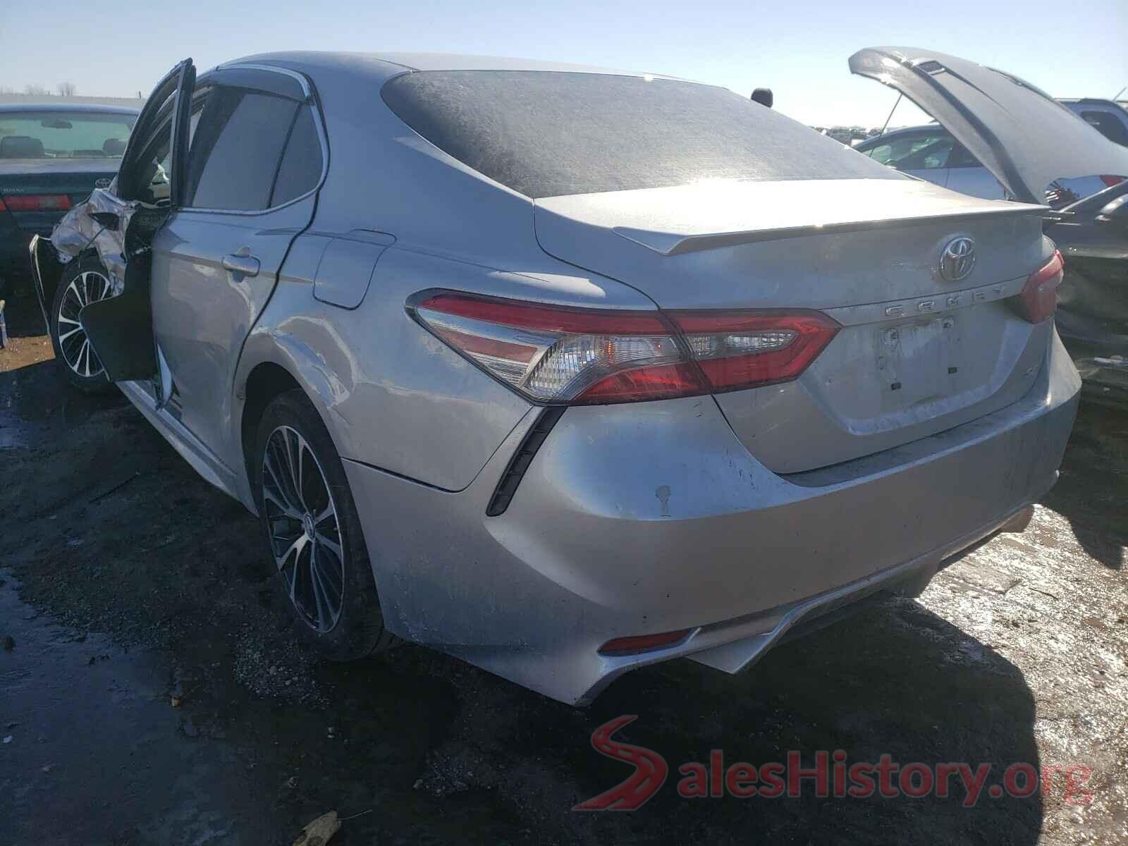 4T1B11HK3JU566757 2018 TOYOTA CAMRY