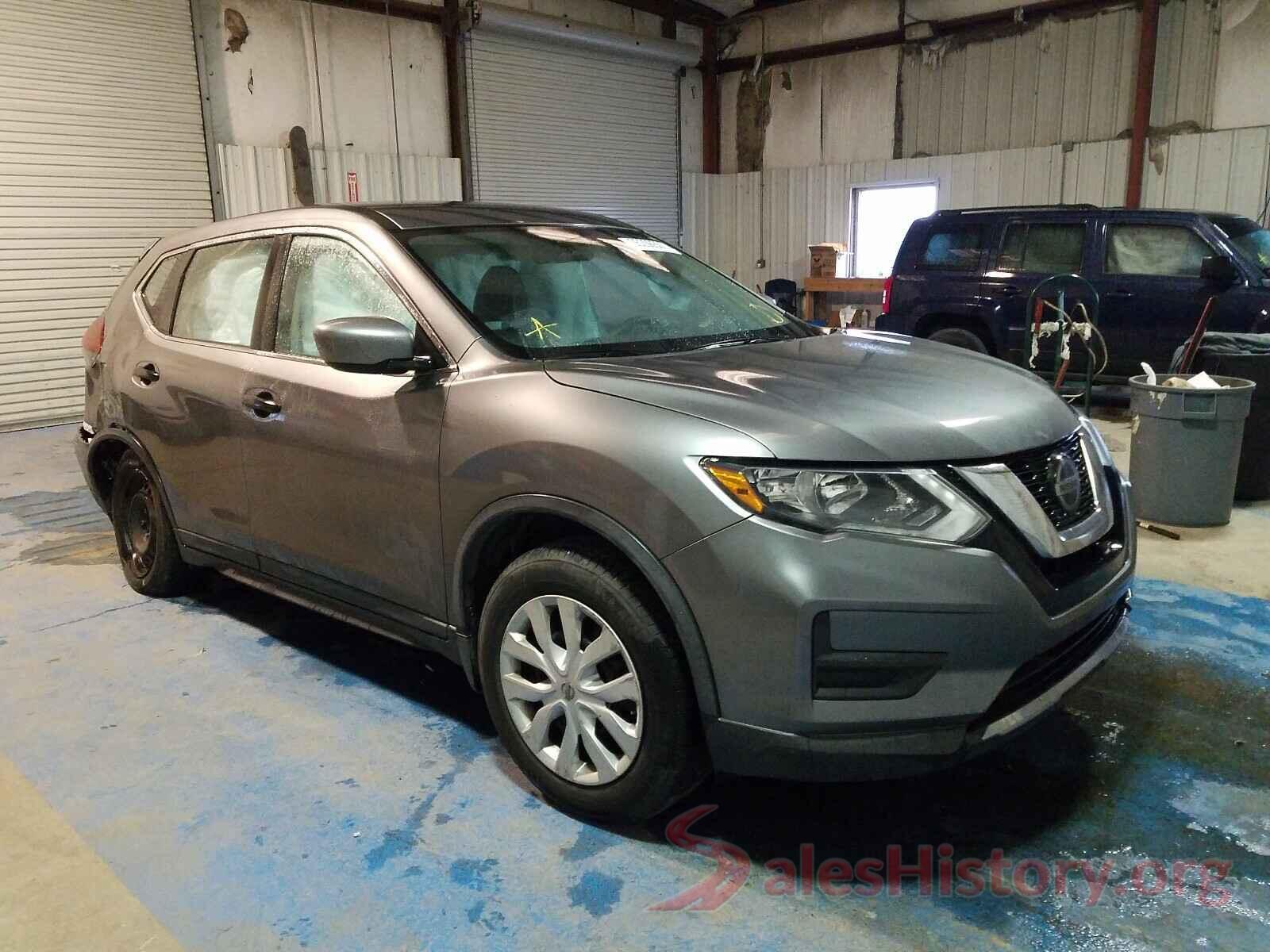 KNMAT2MTXJP541108 2018 NISSAN ROGUE