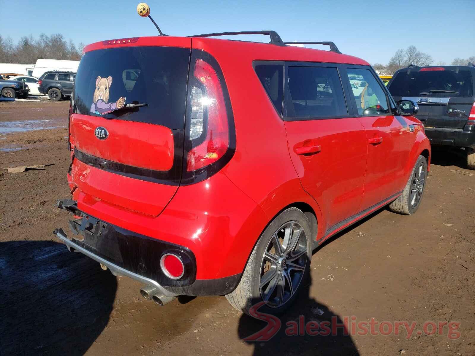 KNDJX3AA7J7582566 2018 KIA SOUL