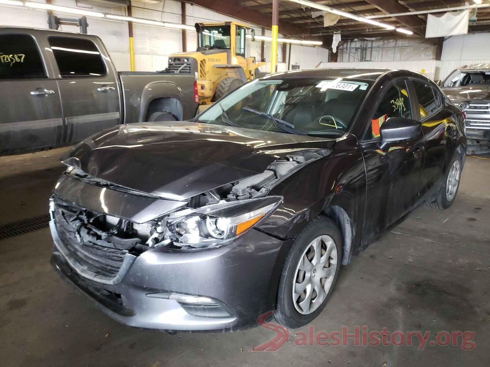 3MZBN1U79JM165855 2018 MAZDA 3