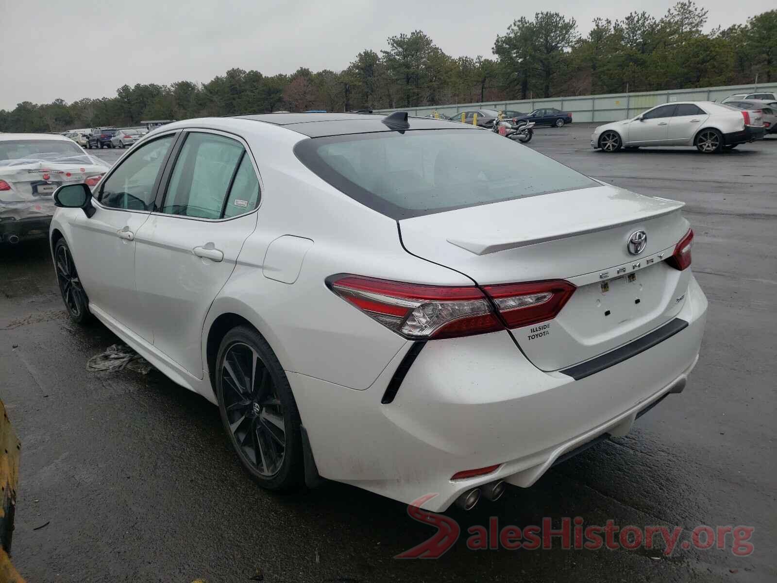 4T1B61HK0KU701762 2019 TOYOTA CAMRY