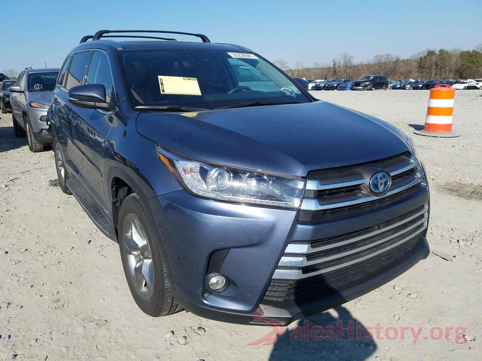 5TDDGRFHXJS052250 2018 TOYOTA HIGHLANDER