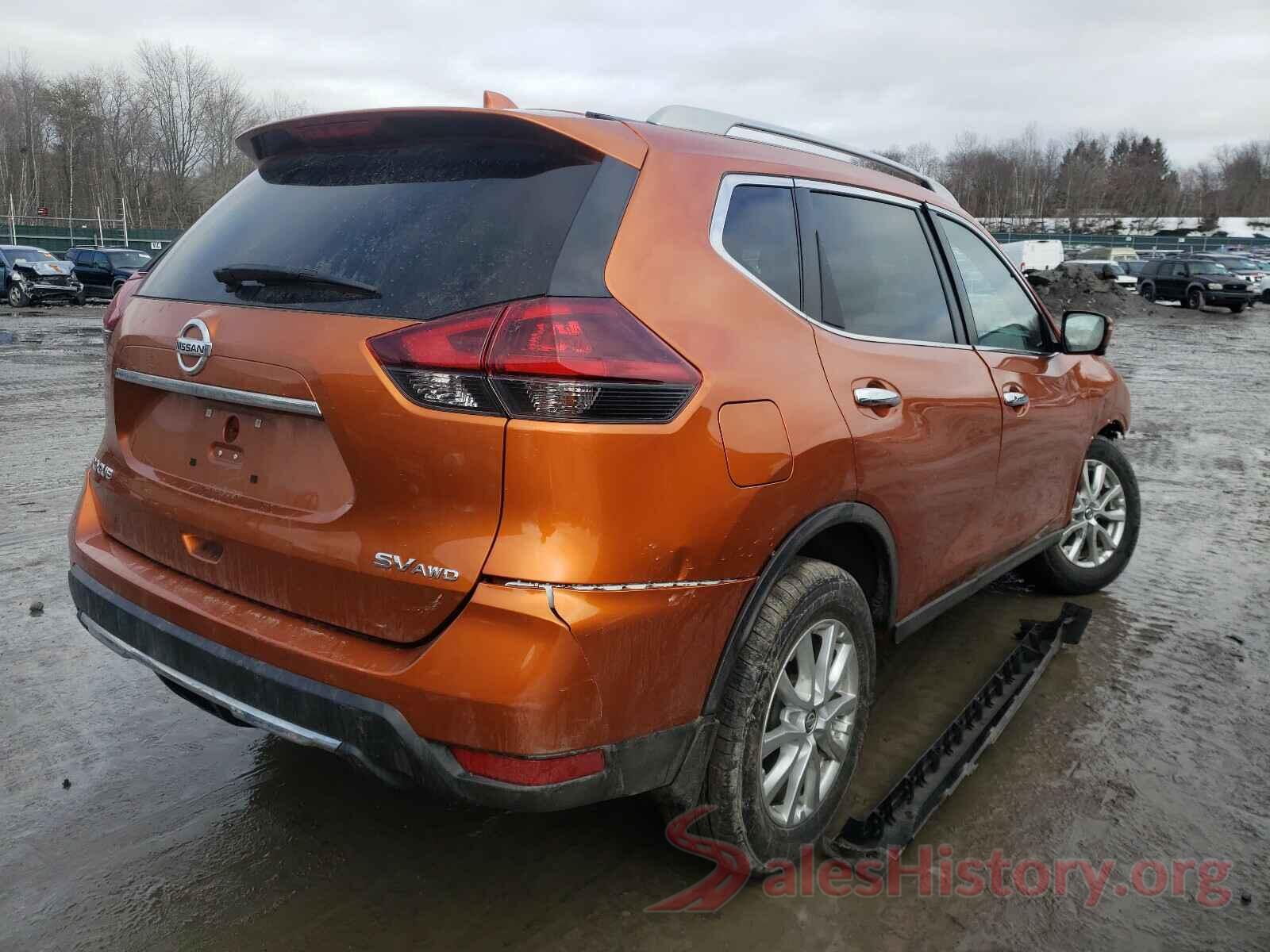 5N1AT2MV8JC825986 2018 NISSAN ROGUE