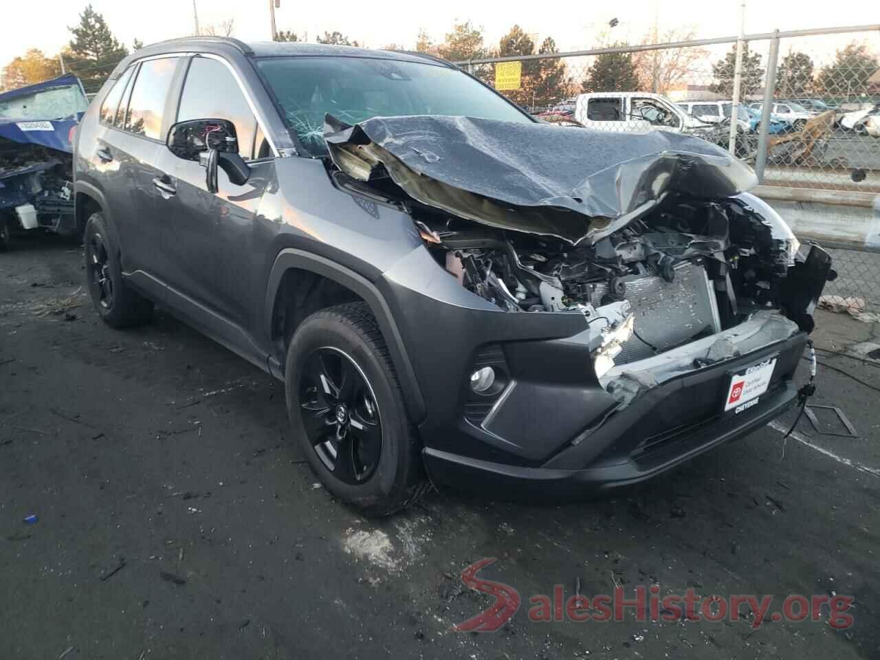 2T3P1RFV0LW126524 2020 TOYOTA RAV4