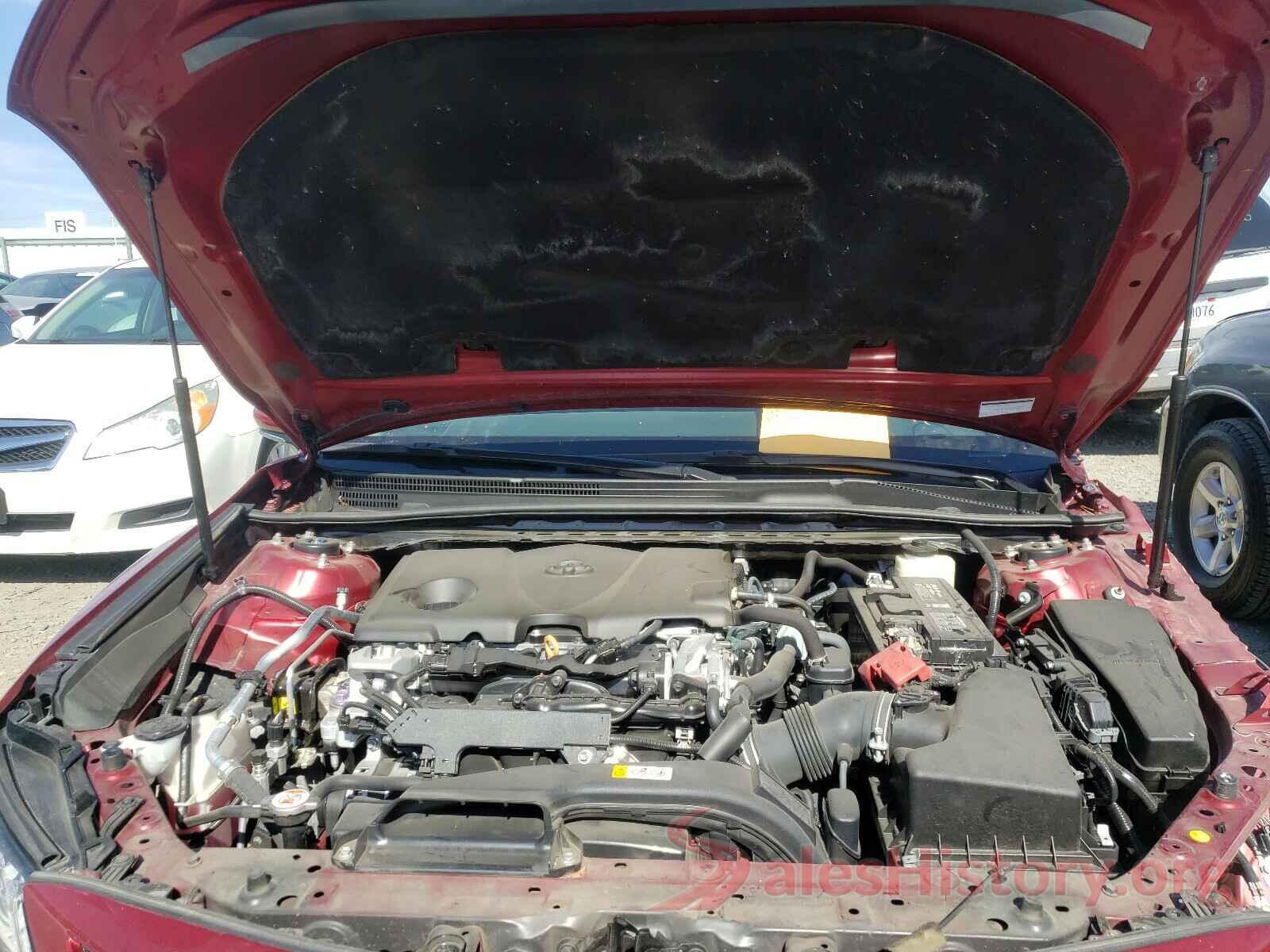 4T1B61HK8JU530466 2018 TOYOTA CAMRY