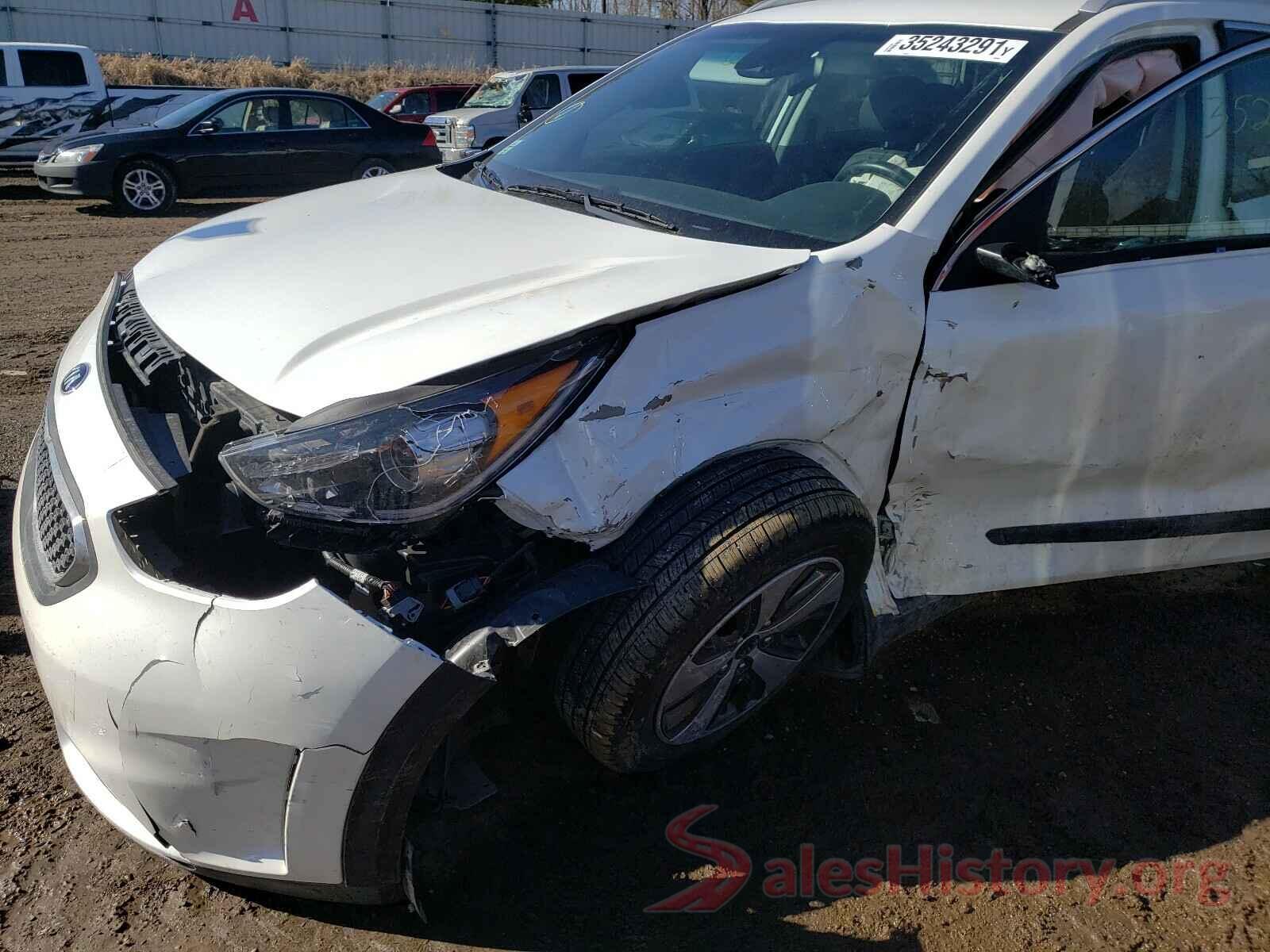 KNDCB3LCXK5339157 2019 KIA NIRO