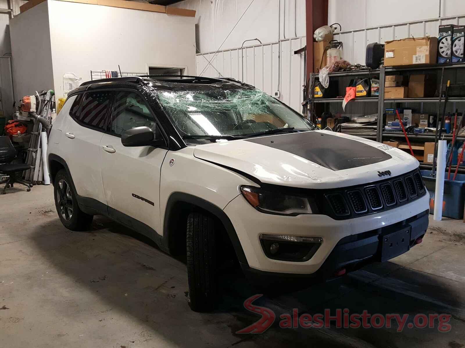 3C4NJDDB9JT214334 2018 JEEP COMPASS