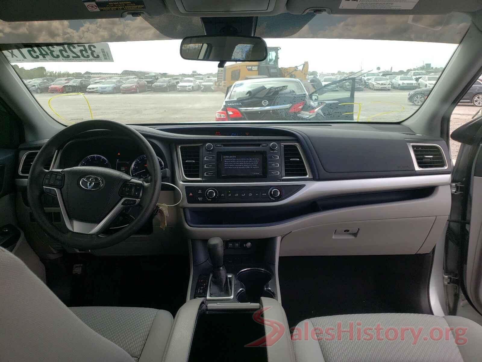 5TDZARFH3KS051983 2019 TOYOTA HIGHLANDER