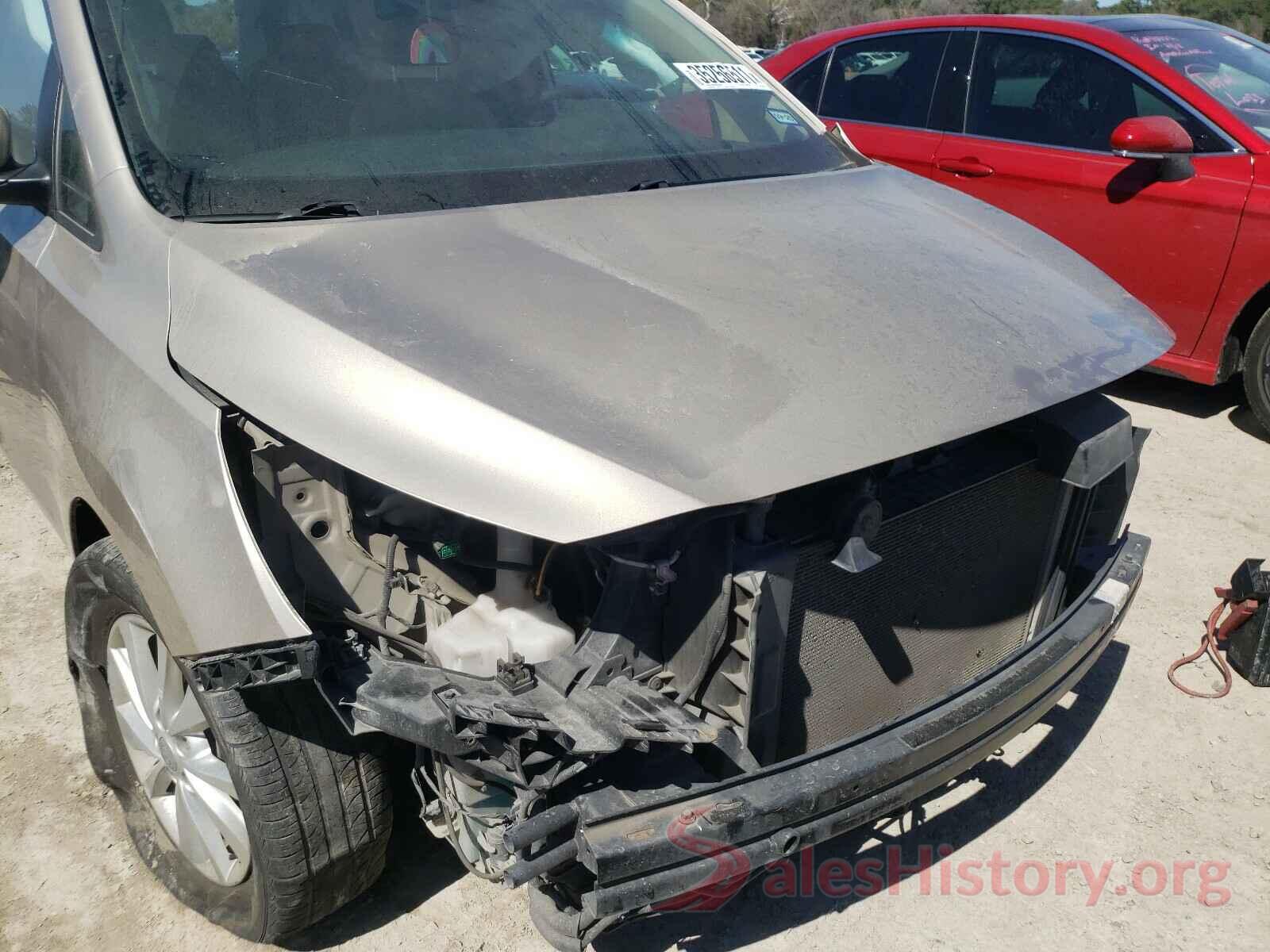 KNDMB5C10H6244883 2017 KIA SEDONA