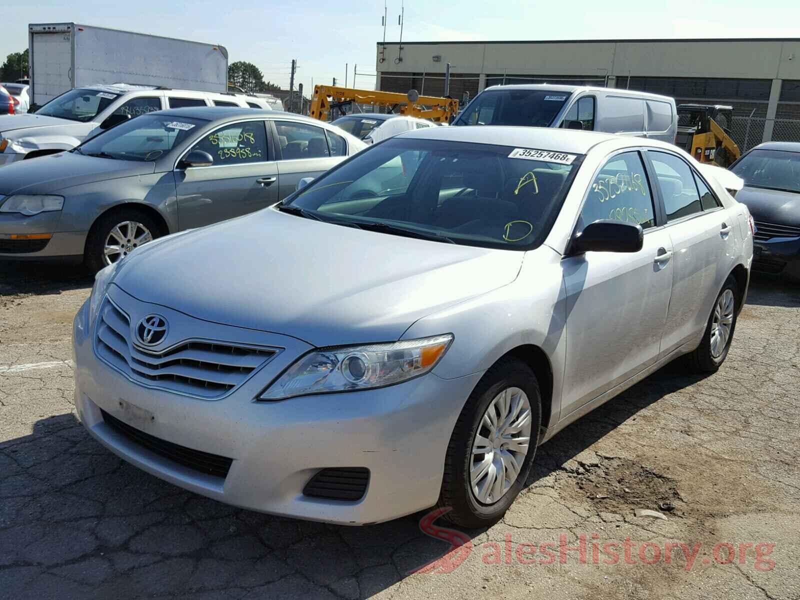 4T1BF3EK2BU777595 2011 TOYOTA CAMRY BASE