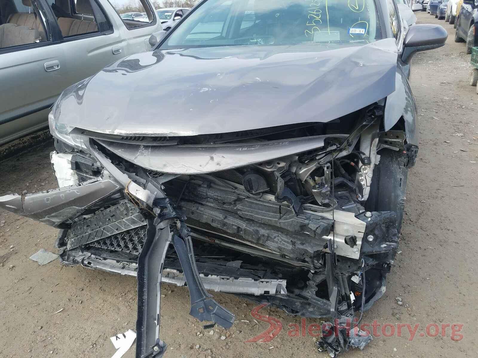 4T1B11HK0JU044796 2018 TOYOTA CAMRY