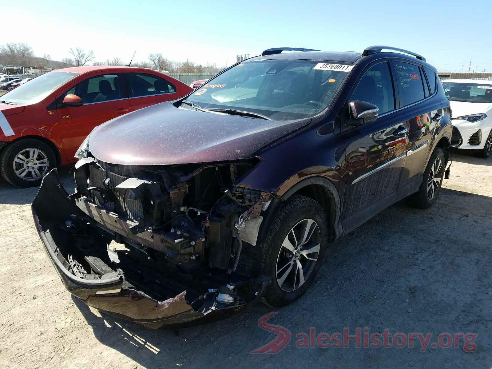 2T3RFREV4JW718565 2018 TOYOTA RAV4