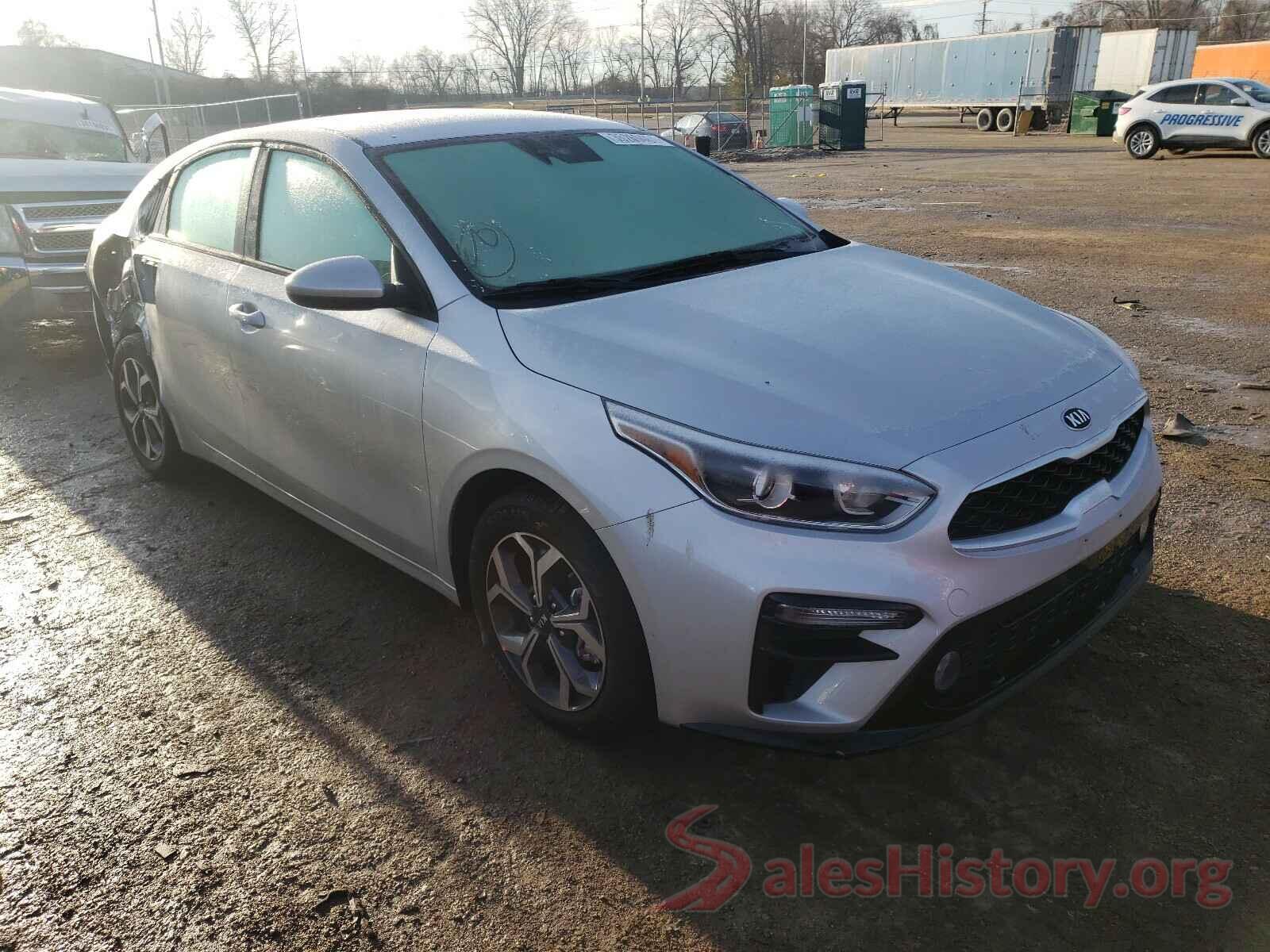 3KPF24AD8ME295326 2021 KIA FORTE