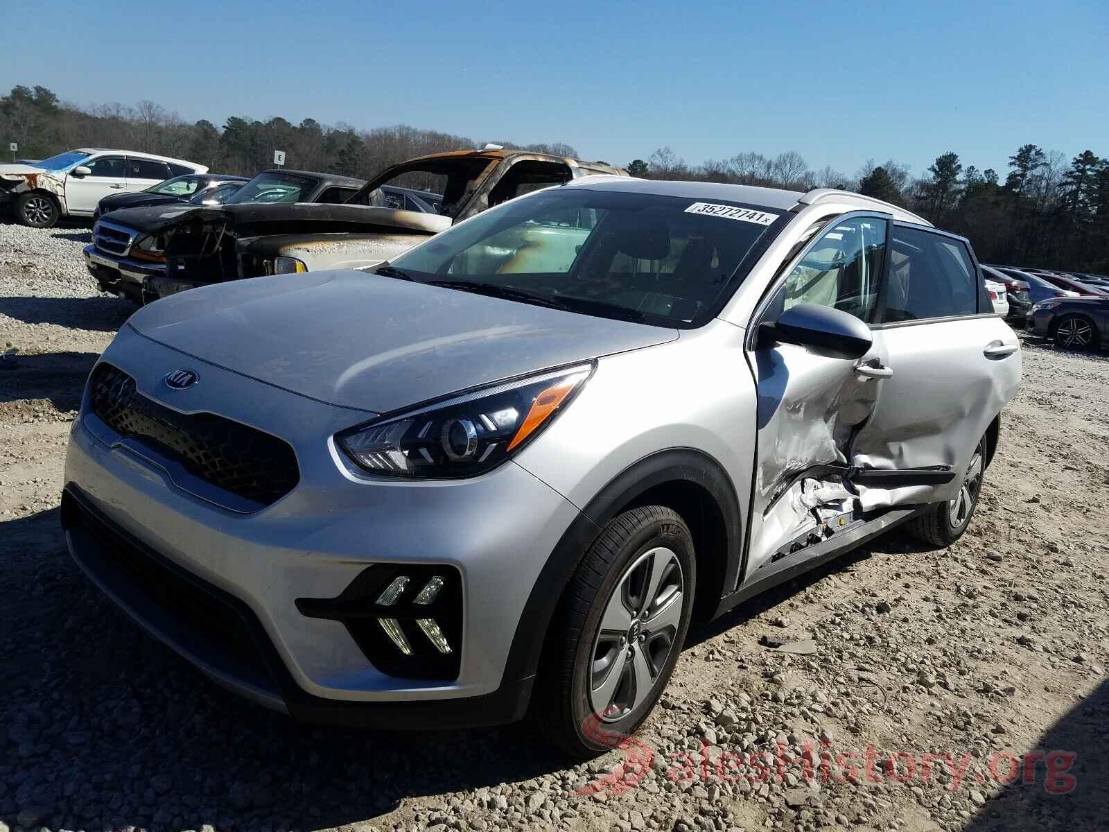 KNDCB3LC9L5361281 2020 KIA NIRO