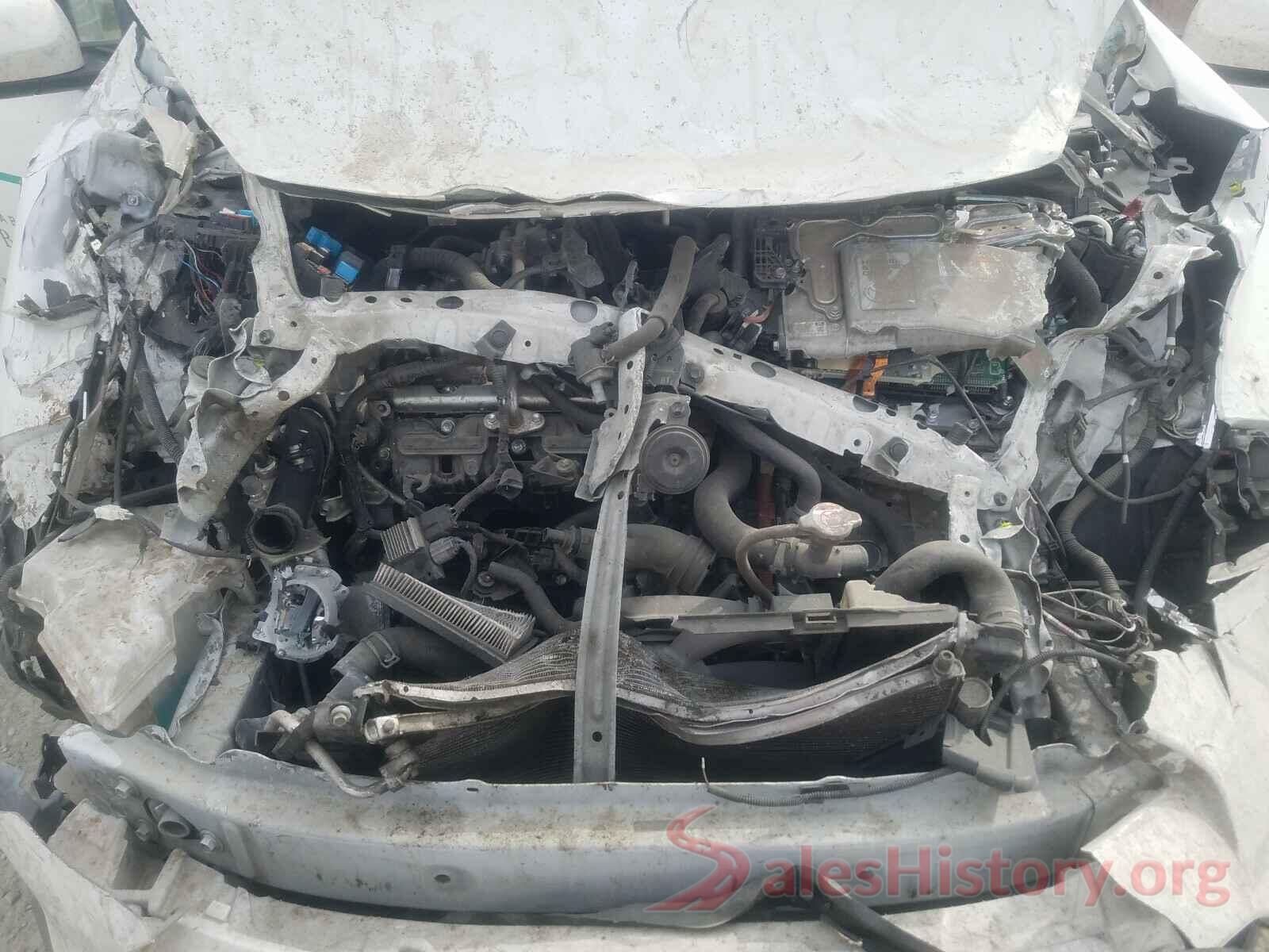 JTDKDTB31J1617070 2018 TOYOTA PRIUS