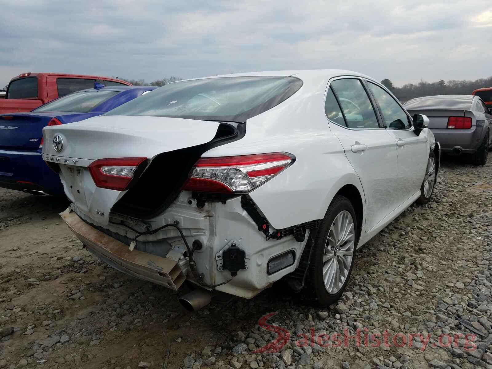 4T1B11HK1JU059856 2018 TOYOTA CAMRY